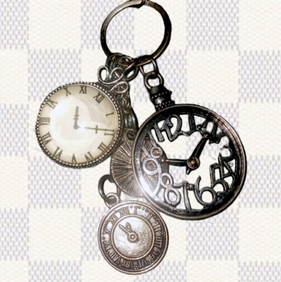 Long Clock Time Charms Pewter Colored Steampunk Boho Necklace - Picture 2 of 7